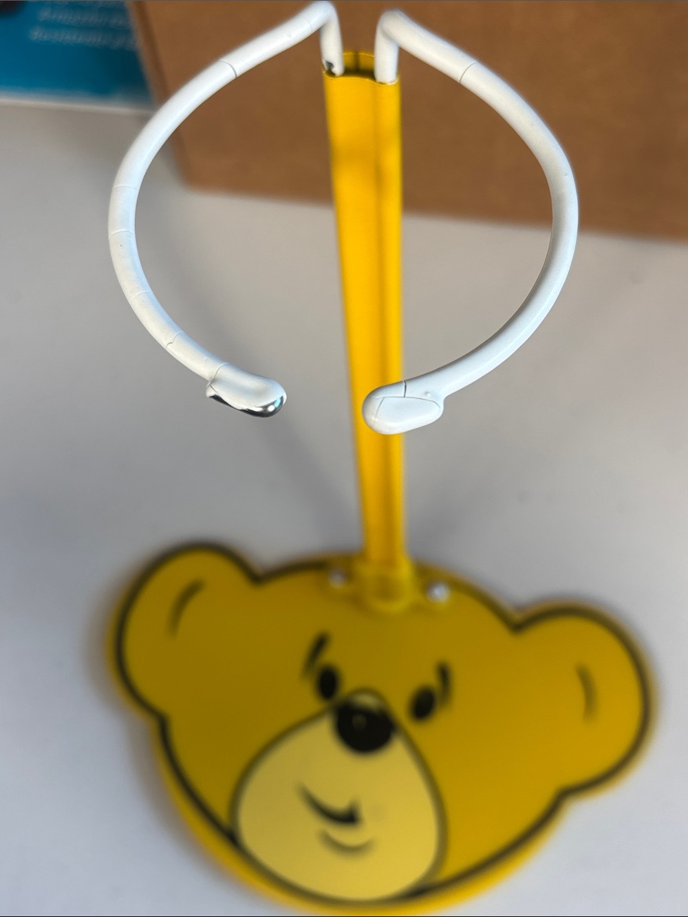 Vintage Build A Bear WorkShop Yellow Bear Face Display Stand Adjustable - Picture 10 of 12